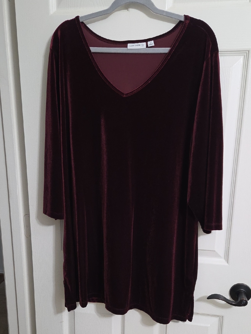 Susan Graver Velvet V-Neck Tunic Top - Deep Burgundy Size 2X